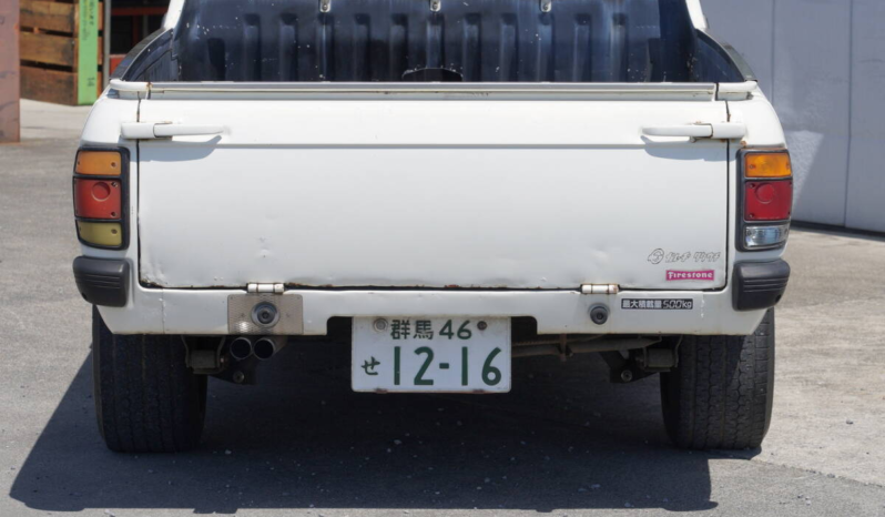 1989 Nissan Sunny full