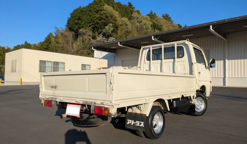 1990 Nissan Atlas full