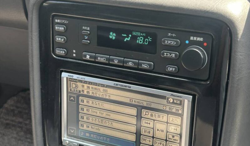 1991 Nissan Gloria full