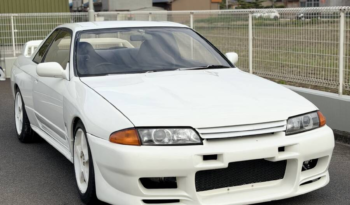 1994 Nissan BNR32 GT-R full