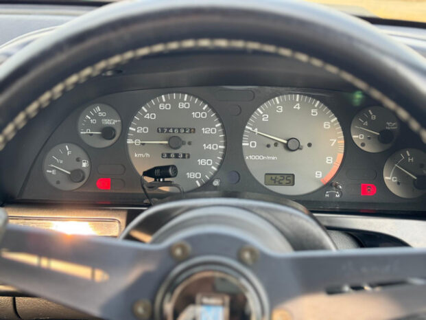 1992 Nissan Skyline full