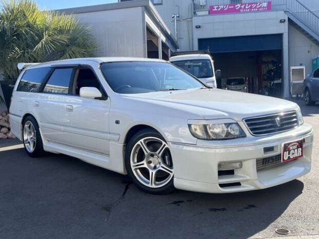 1998 Nissan Stagea 260RS full
